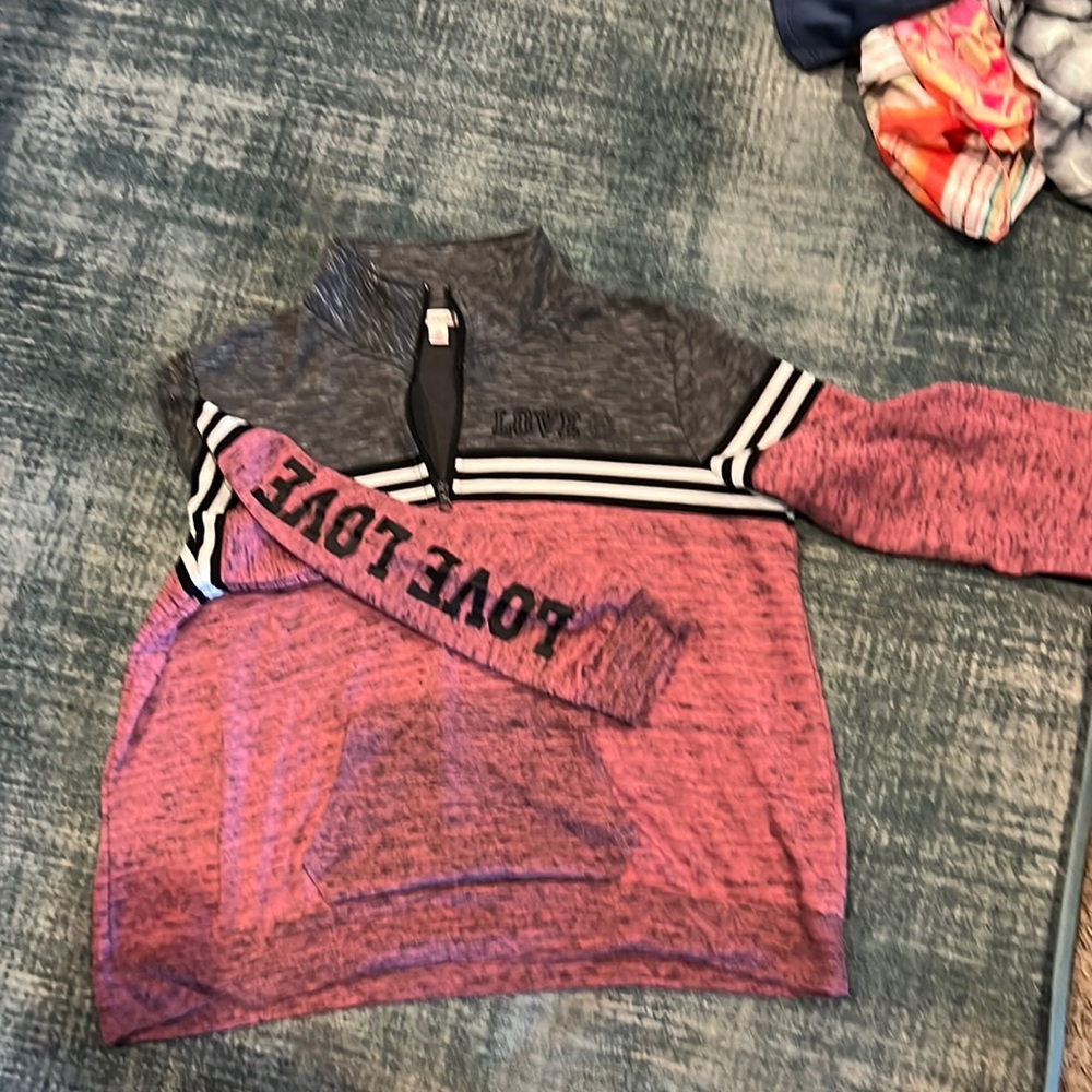 Pink gray black and white sweat shirt